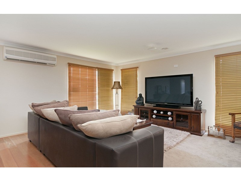 72 Larbert Road, Mooroolbark VIC 3138