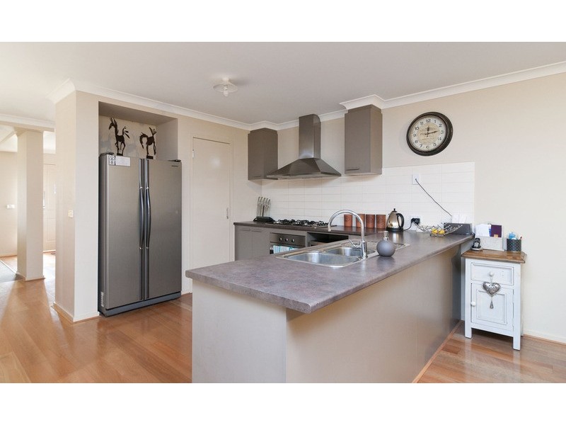 72 Larbert Road, Mooroolbark VIC 3138