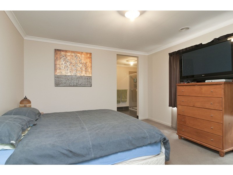 72 Larbert Road, Mooroolbark VIC 3138