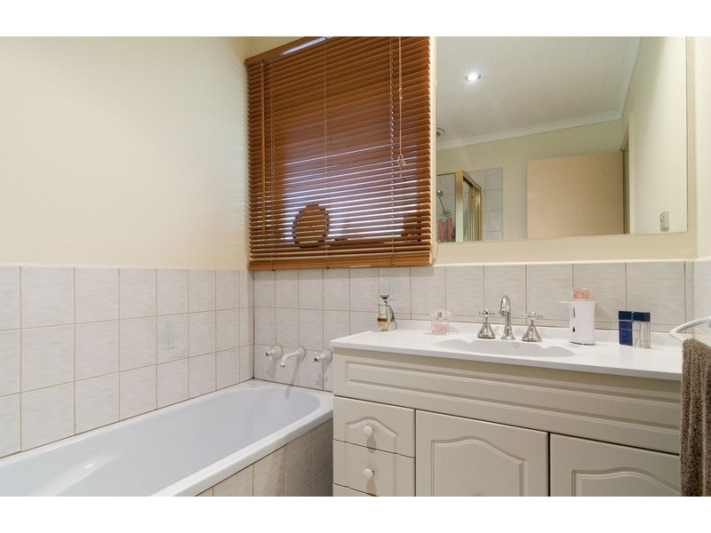 57 Hedwig Drive, Mooroolbark VIC 3138