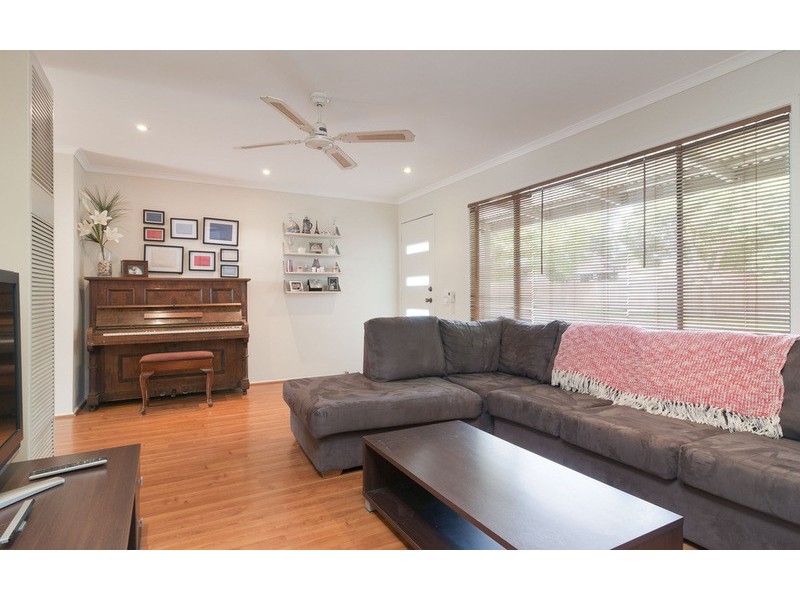 6a Colchester Road, Kilsyth VIC 3137