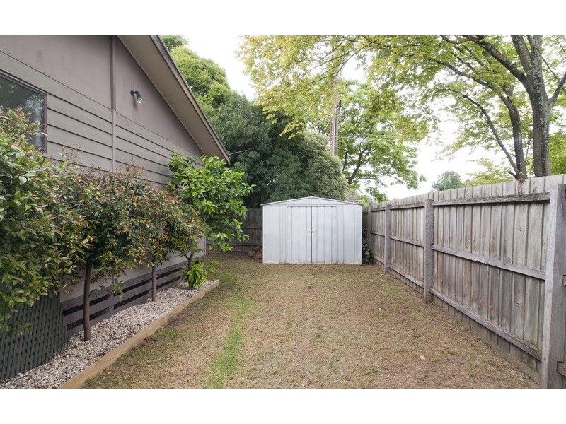 6a Colchester Road, Kilsyth VIC 3137