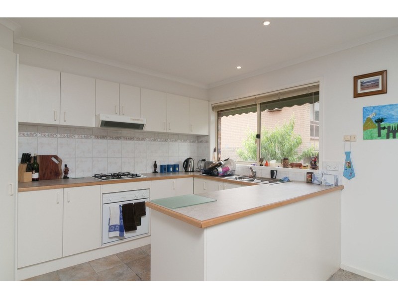 2/12 Edward Road, Chirnside Park VIC 3116