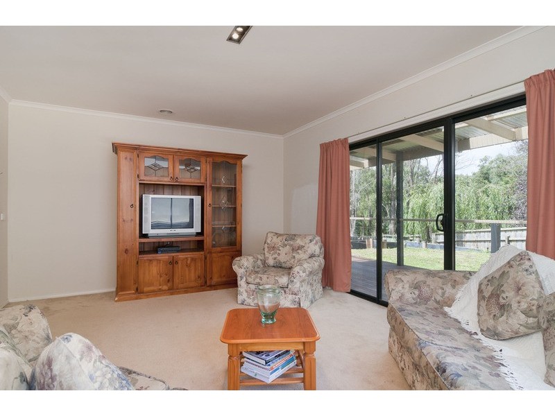 64 Bailey Road, Mount Evelyn VIC 3796