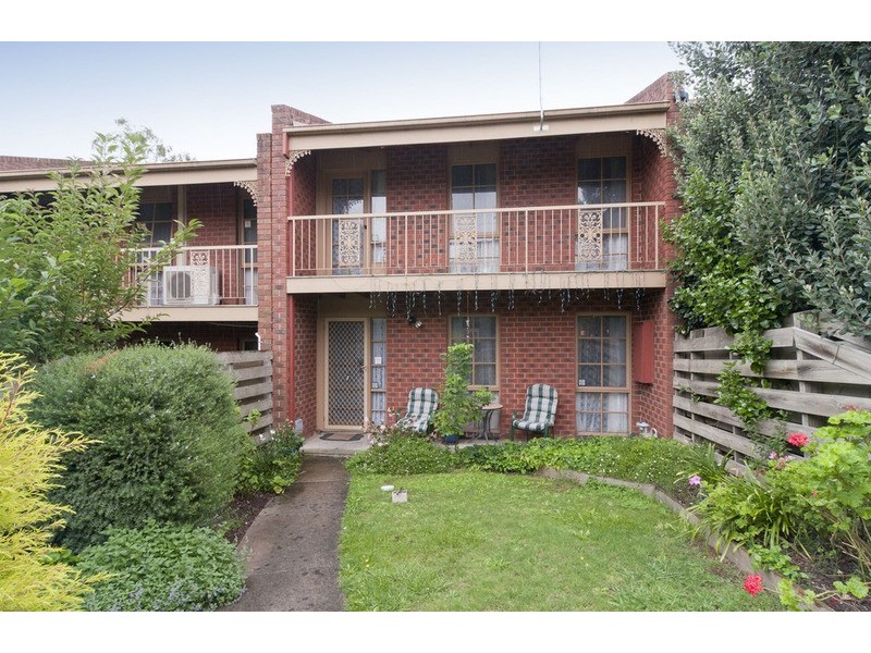 31 Marlow Street, Mooroolbark VIC 3138