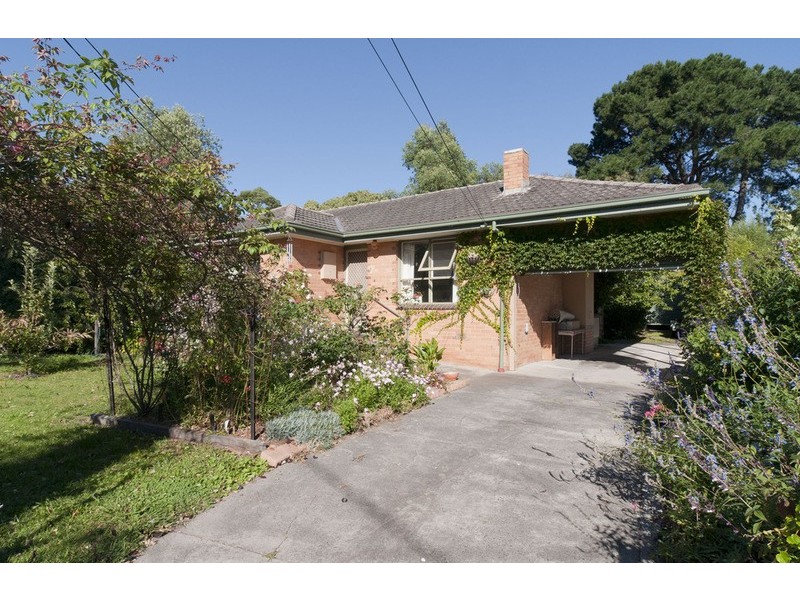 7 Dennis Court, Mooroolbark VIC 3138