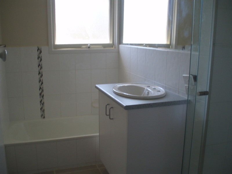 1/59 Dryden Concourse, Mooroolbark VIC 3138