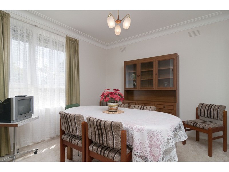 12 Shirley Street, Mooroolbark VIC 3138