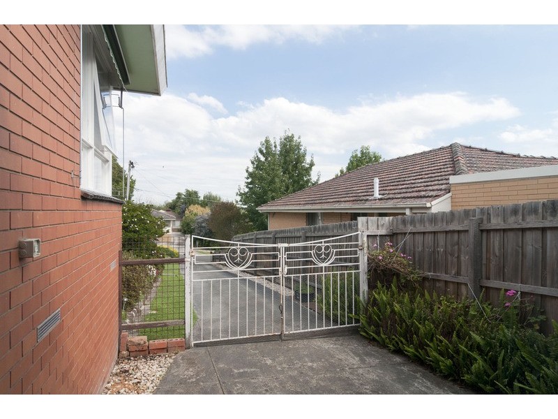 12 Shirley Street, Mooroolbark VIC 3138