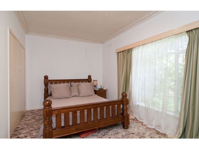 35 Boyana Crescent, Croydon VIC 3136