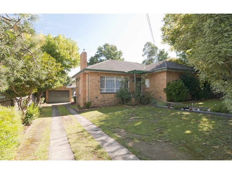 35 Boyana Crescent, Croydon VIC 3136