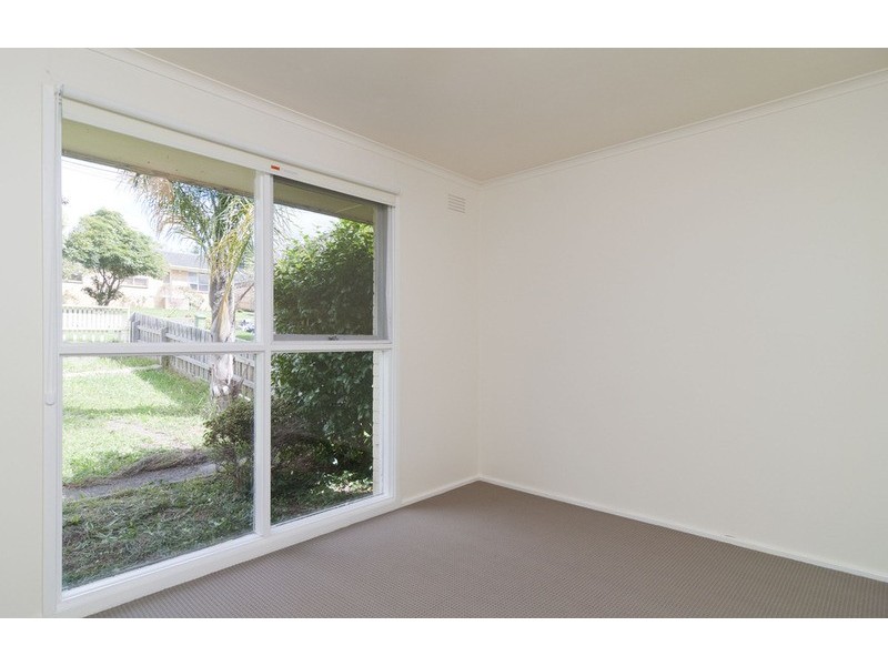 15 Sheldon Avenue, Mooroolbark VIC 3138