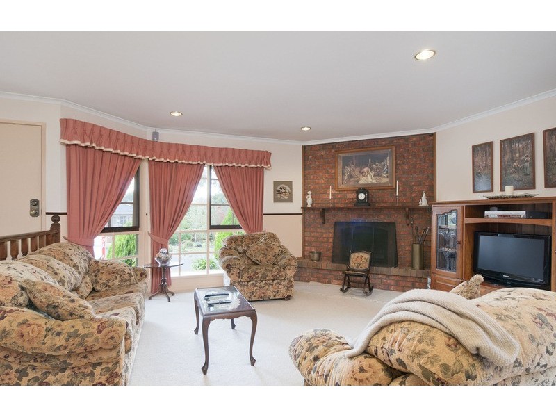 43 Lakeview Drive, Lilydale VIC 3140