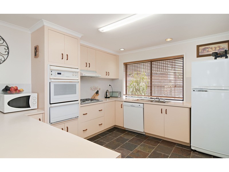 43 Lakeview Drive, Lilydale VIC 3140