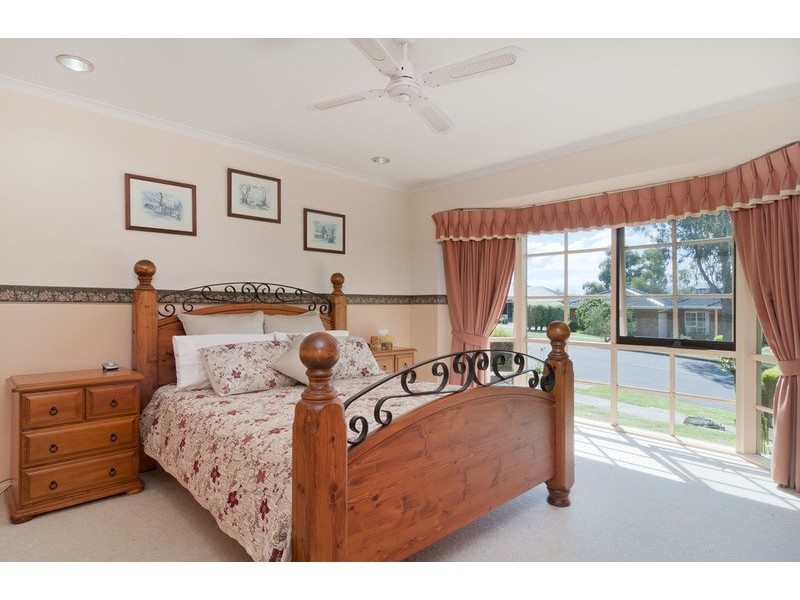 43 Lakeview Drive, Lilydale VIC 3140