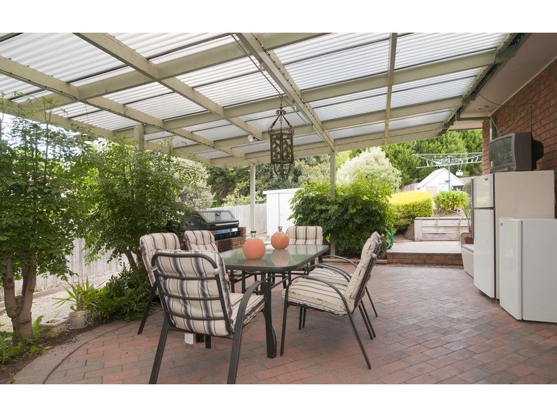 43 Lakeview Drive, Lilydale VIC 3140