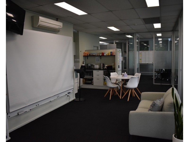 13/96 Manchester Road, Mooroolbark VIC 3138