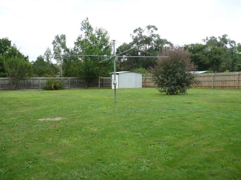 133 Esther Crescent, Mooroolbark VIC 3138