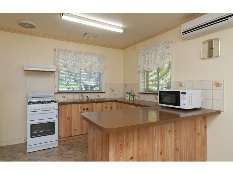 1/9 Churchill Road, Croydon VIC 3136