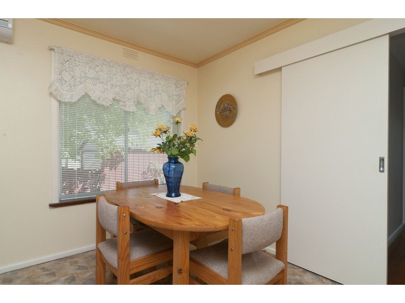 1/9 Churchill Road, Croydon VIC 3136