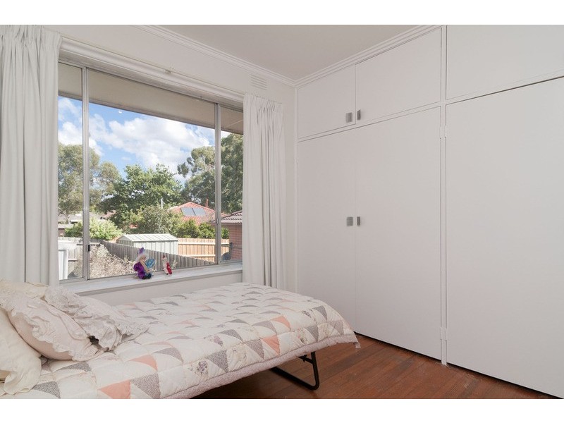 1/9 Churchill Road, Croydon VIC 3136