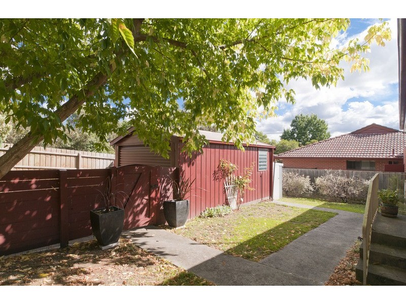 1/9 Churchill Road, Croydon VIC 3136