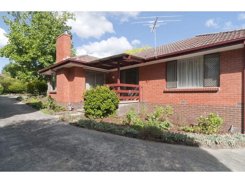 1/9 Churchill Road, Croydon VIC 3136