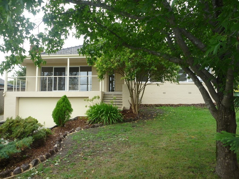 20 Balmoral Street, Kilsyth VIC 3137