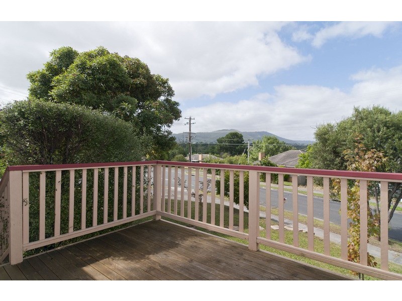 49 Taylor Road, Mooroolbark VIC 3138