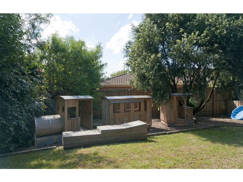 61 Yarra Road, Croydon Hills VIC 3136