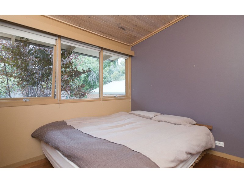 5 Yanina Court, Croydon VIC 3136