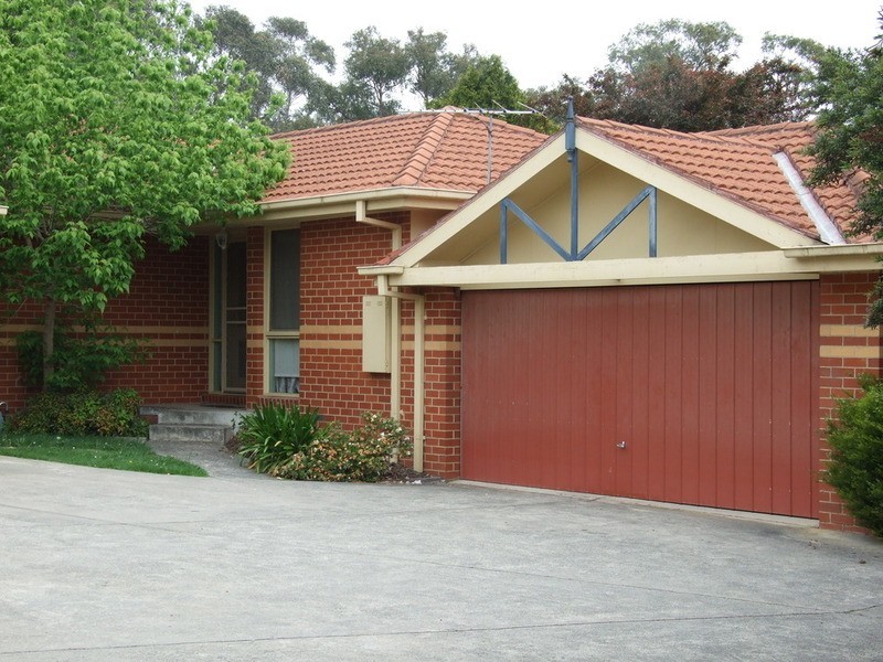 3/3 Wickham Road, Croydon VIC 3136