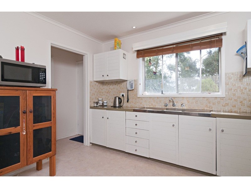 15 Nolan Avenue, Mooroolbark VIC 3138