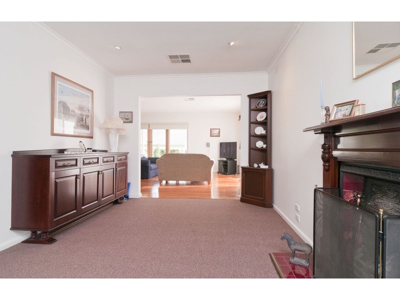 55 Smith Avenue, Croydon VIC 3136