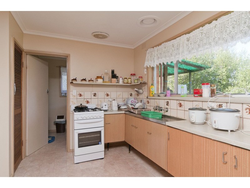 5 Kalimna Street, Mooroolbark VIC 3138