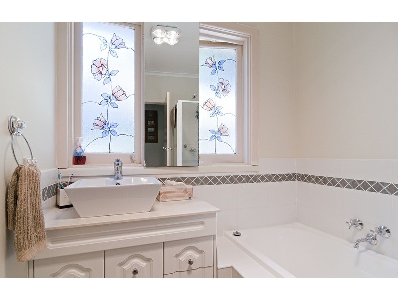 48 Ervin Road, Kilsyth VIC 3137