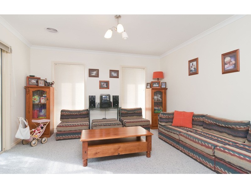 60a Hawthory Road, Kilsyth VIC 3137