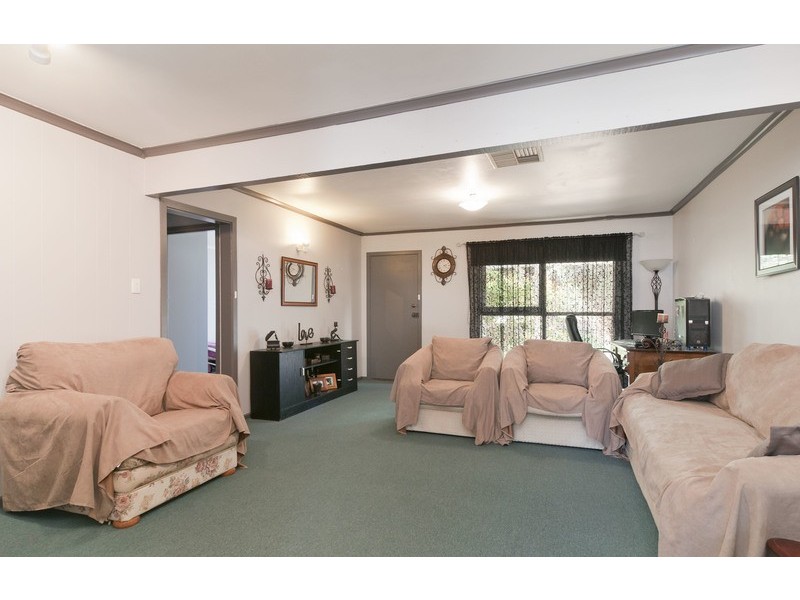 14 Swinburne Avenue, Mooroolbark VIC 3138