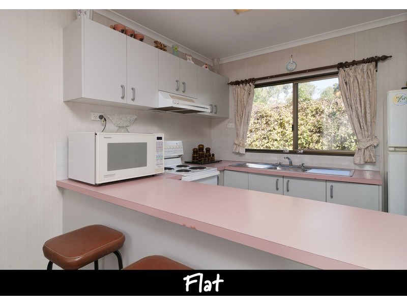 14 Swinburne Avenue, Mooroolbark VIC 3138