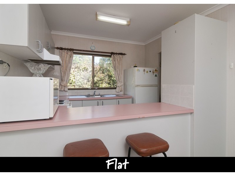 14 Swinburne Avenue, Mooroolbark VIC 3138