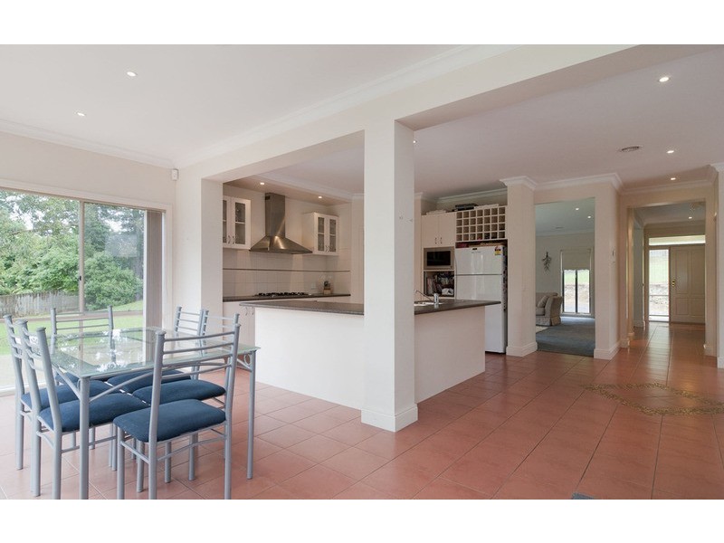 26 Pine Road, Mooroolbark VIC 3138