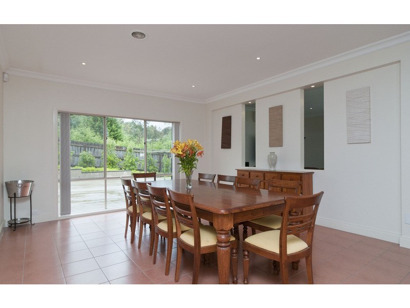 26 Pine Road, Mooroolbark VIC 3138