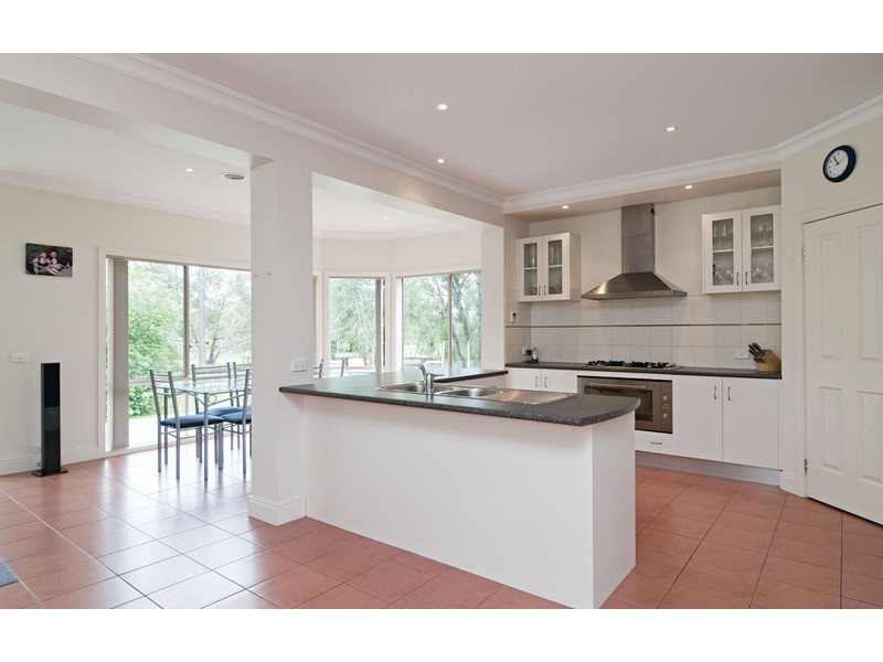 26 Pine Road, Mooroolbark VIC 3138