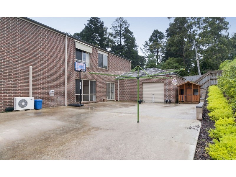 26 Pine Road, Mooroolbark VIC 3138