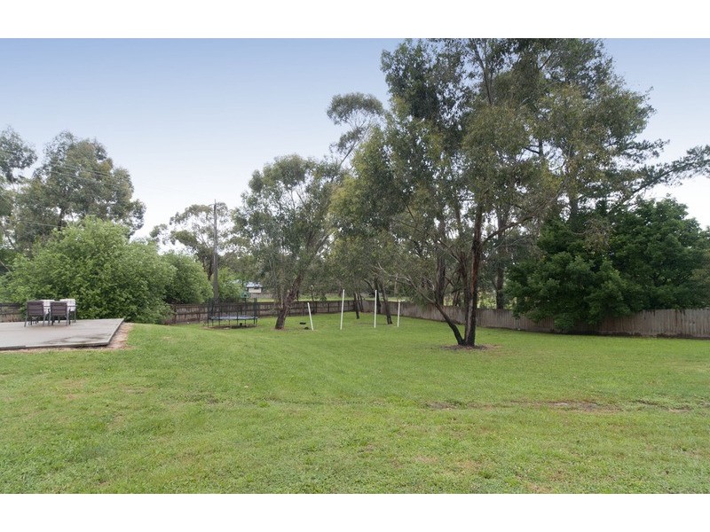 26 Pine Road, Mooroolbark VIC 3138