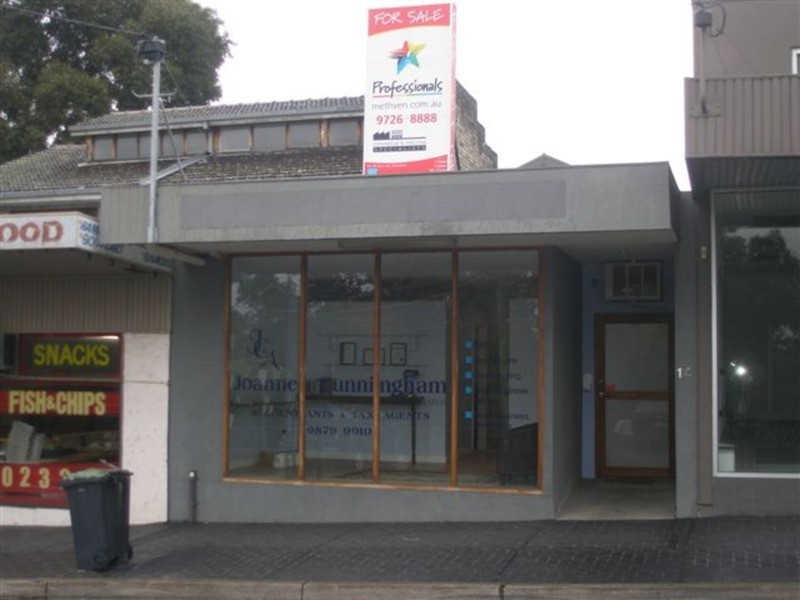 14 Little John Road, Warranwood VIC 3134