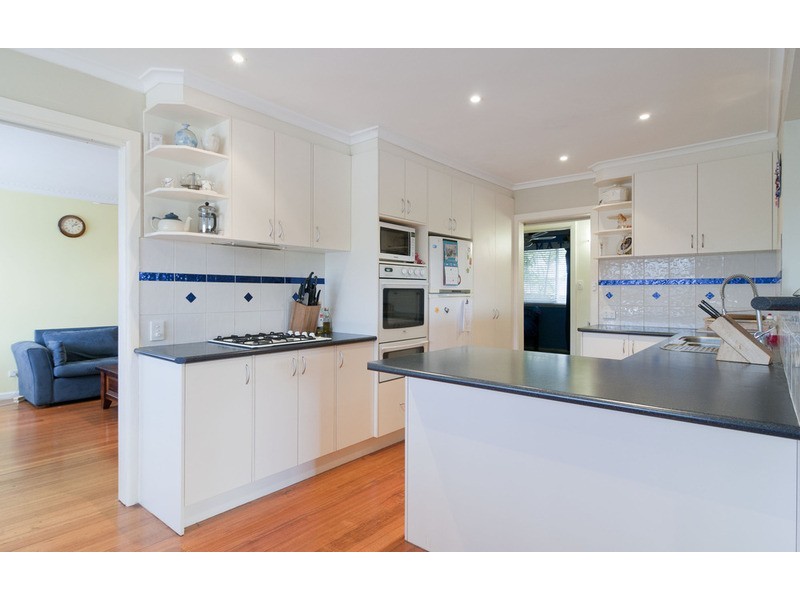 14 Central Avenue, Mooroolbark VIC 3138