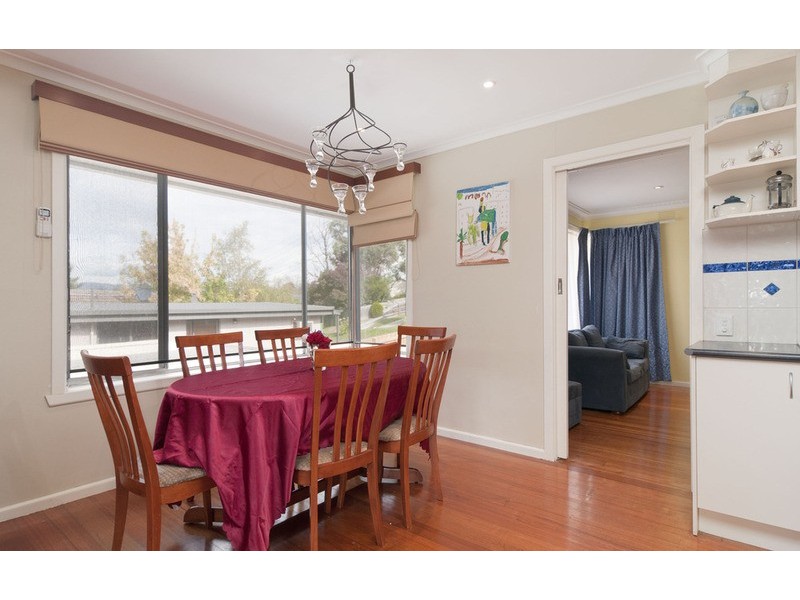 14 Central Avenue, Mooroolbark VIC 3138
