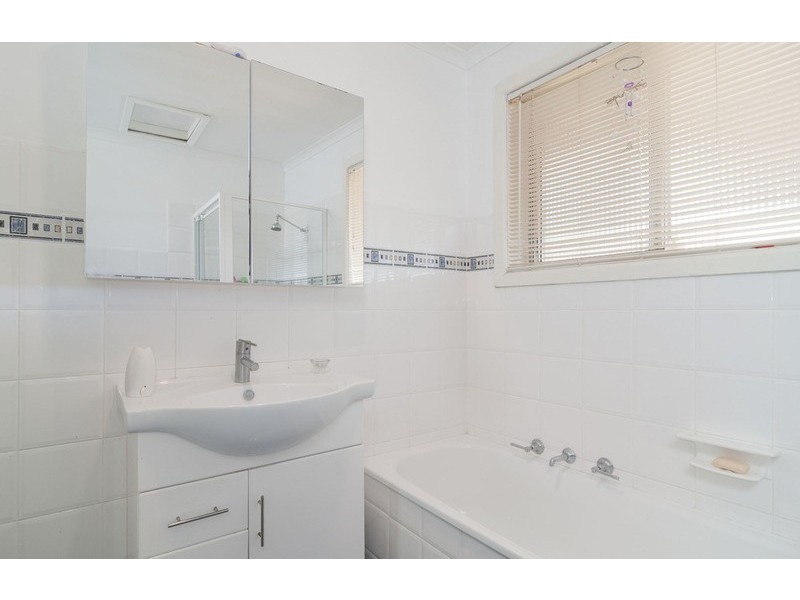 14 Central Avenue, Mooroolbark VIC 3138