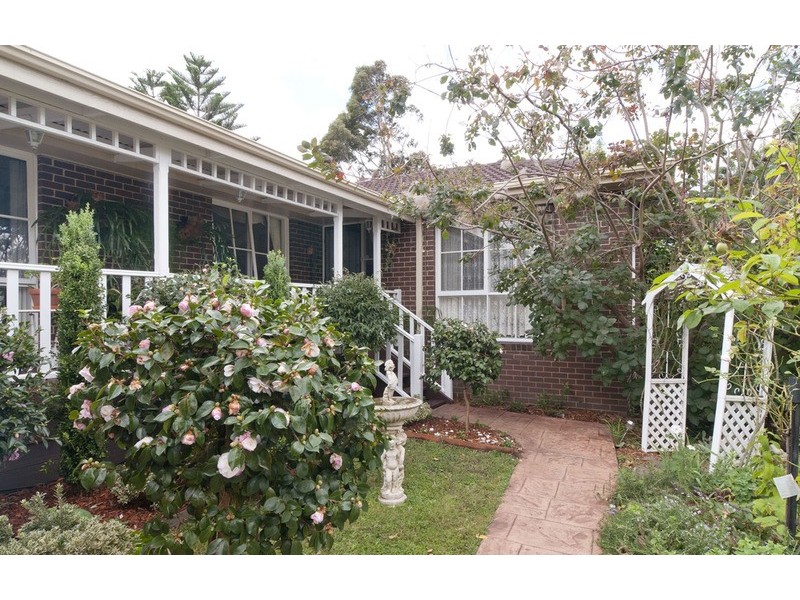 9 Avis Court, Ringwood VIC 3134